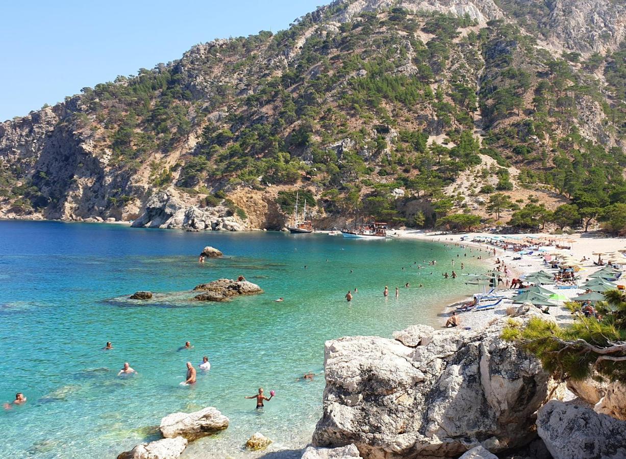 Regina Studios & Hotel Karpathos Bagian luar foto