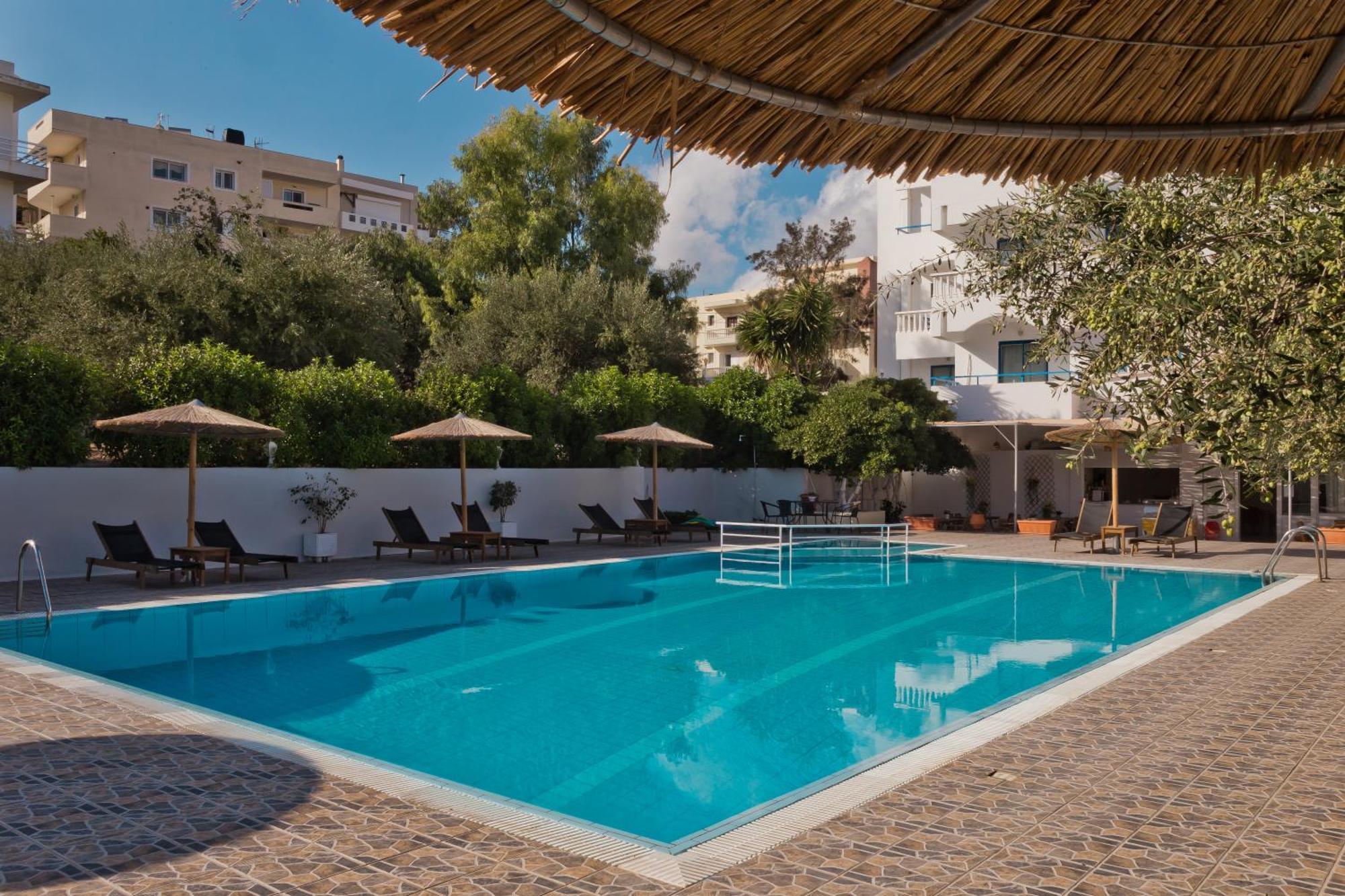 Regina Studios & Hotel Karpathos Bagian luar foto