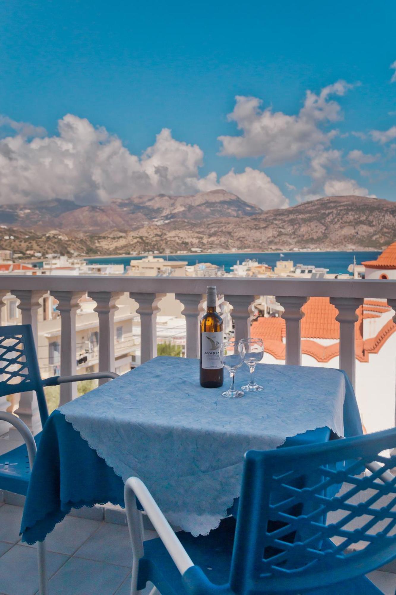 Regina Studios & Hotel Karpathos Bagian luar foto