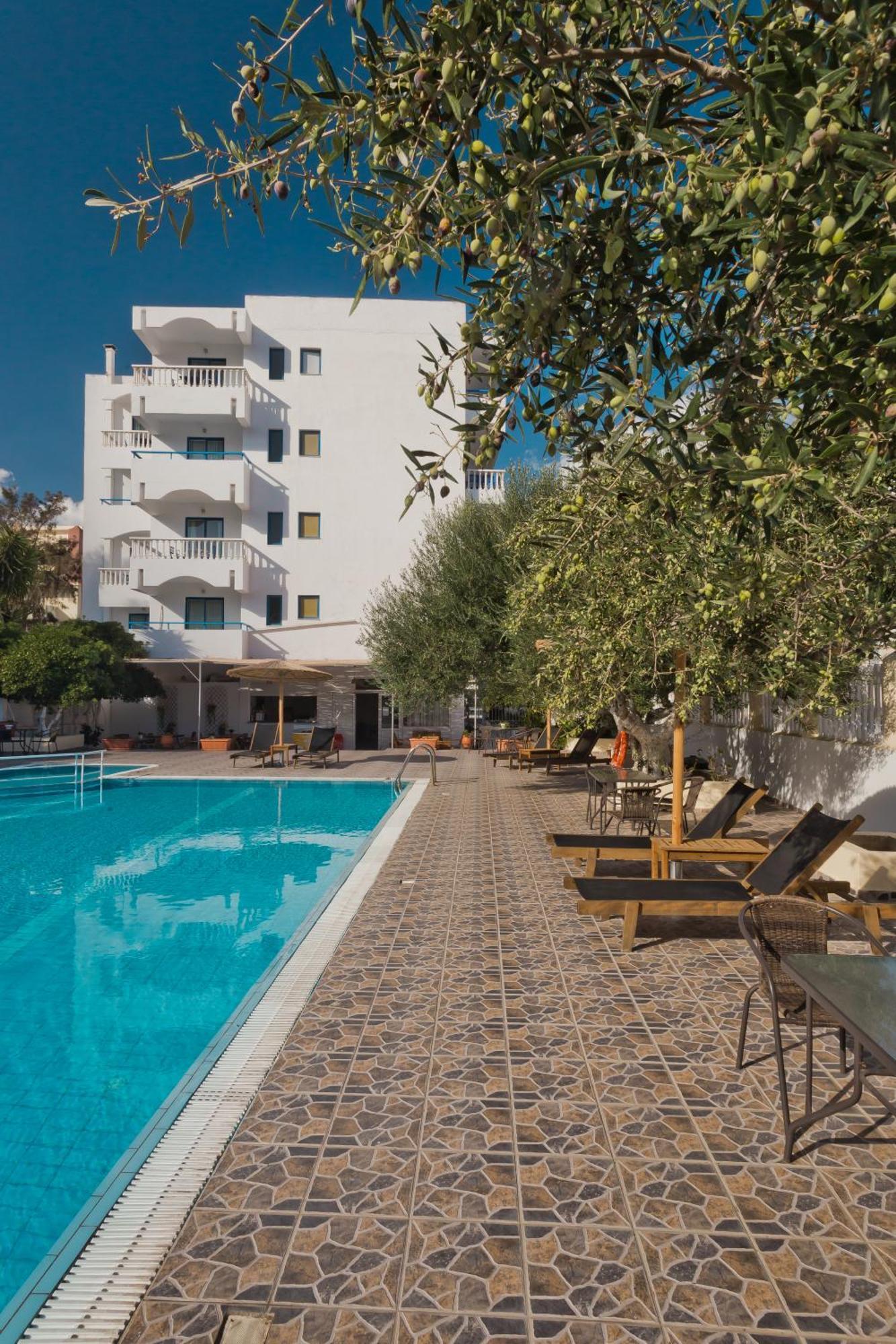 Regina Studios & Hotel Karpathos Bagian luar foto