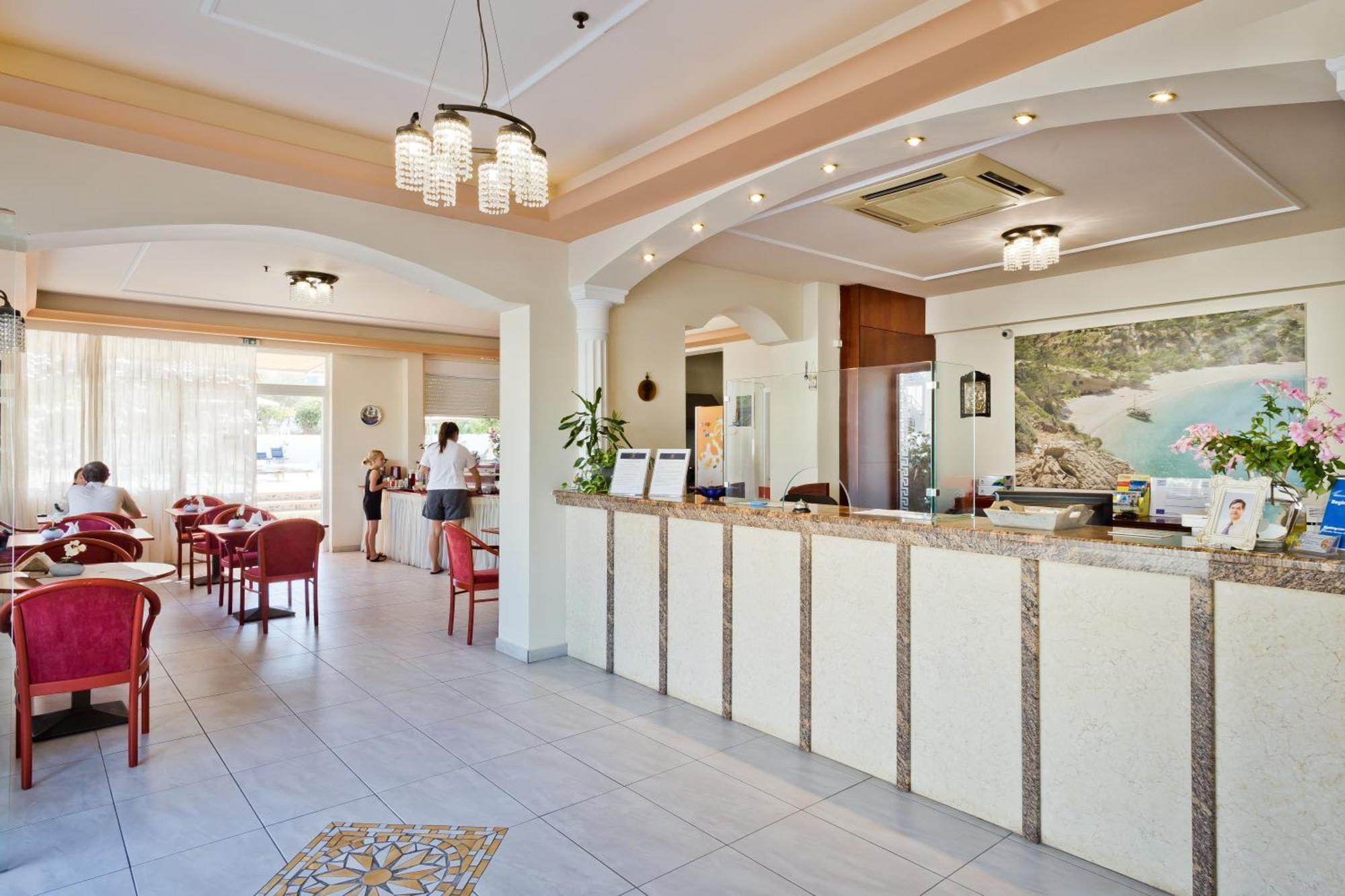 Regina Studios & Hotel Karpathos Bagian luar foto